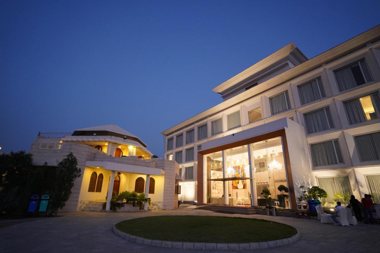 Stardom Resort ชัยปุระ ภายนอก รูปภาพ